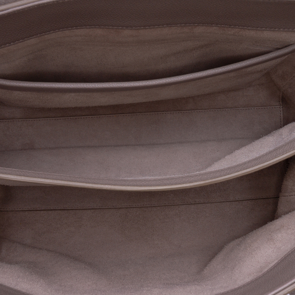 Pre-Loved Celine Medium Grained Calfskin Soft 16 Shoulder Bag - Picture 4 of 12